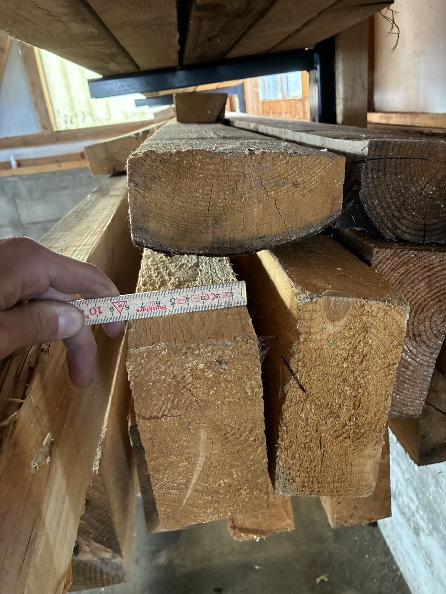 Articoli in legno: Komplettes Holzlager – Usato da Menznau venduto da dar_w9yg 5