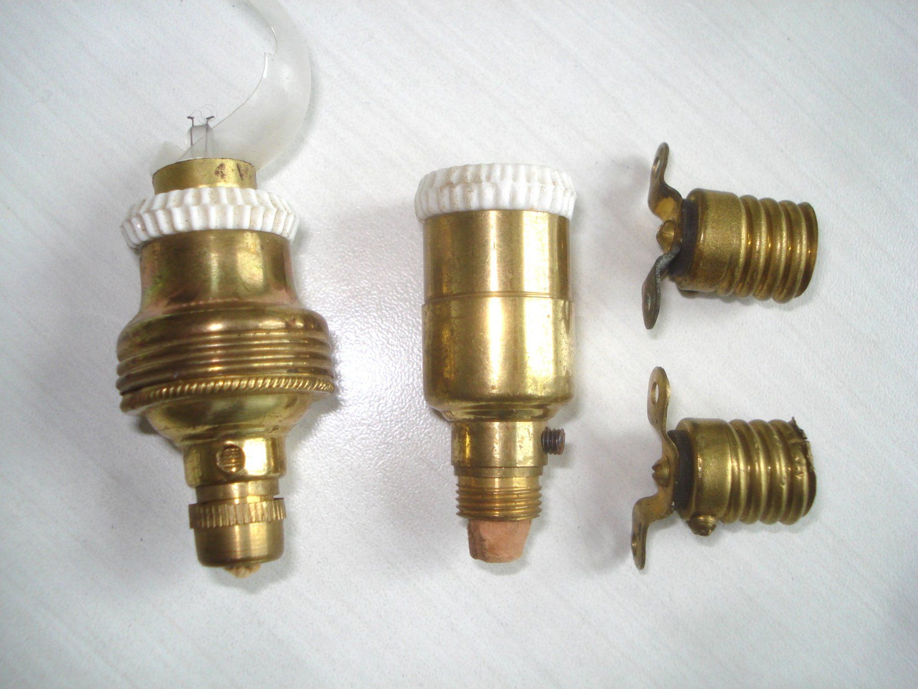 Lampen: Antike Lampenfassungen Messing um 1920 – Gebraucht aus Urdorf von Tinplate01 9