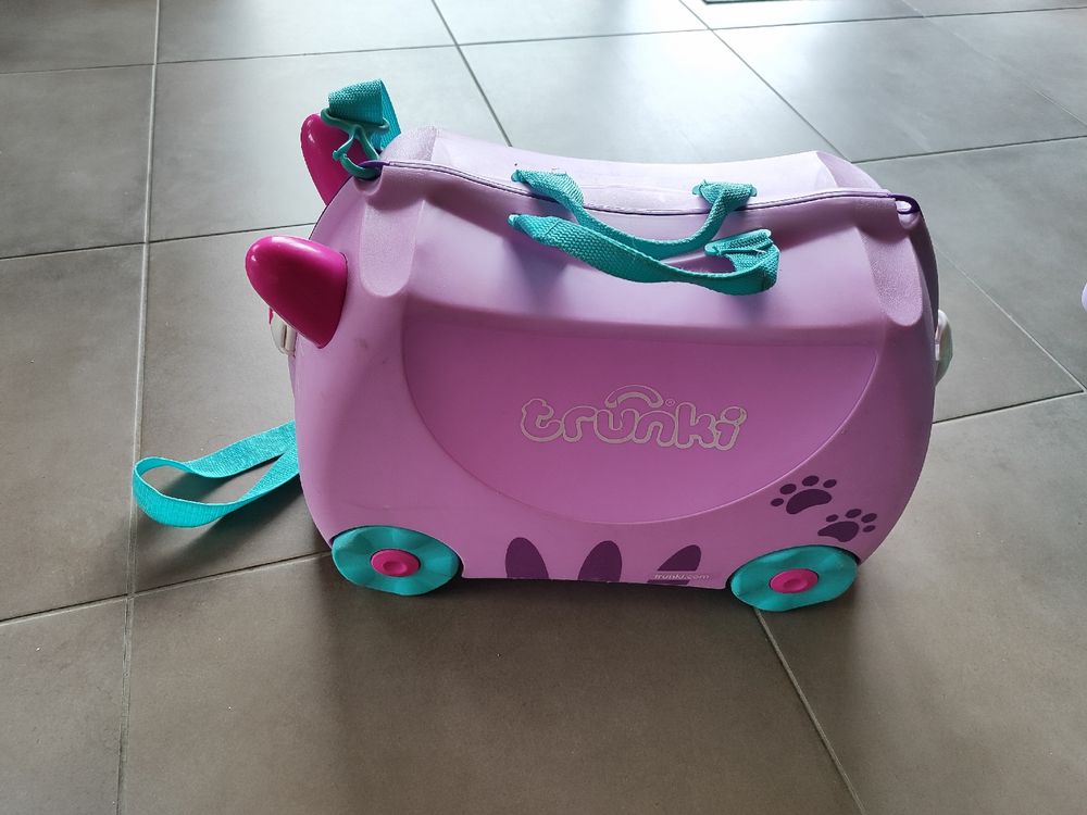 Valise à roulettes fille et garçon Abbie l'Ambulance Trunki - Dröm