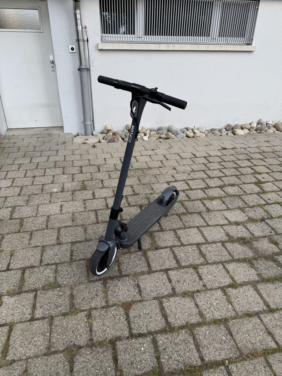 Soflow Kickboard: SoFlow So One E-Scooter Schwarz – Gebraucht aus Horgen von Cri2 6