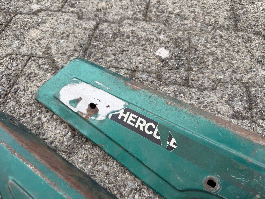 Parti ricambio per ciclomotori: Hercules Sachs Seitenschützer original – Usato da Bolken venduto da si.x.las 3