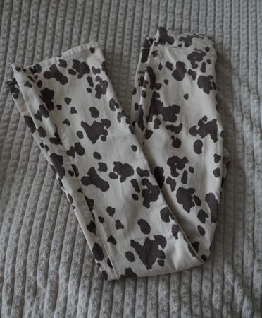 Pantalon imprimé vache Zara – Taille M (taille petit)