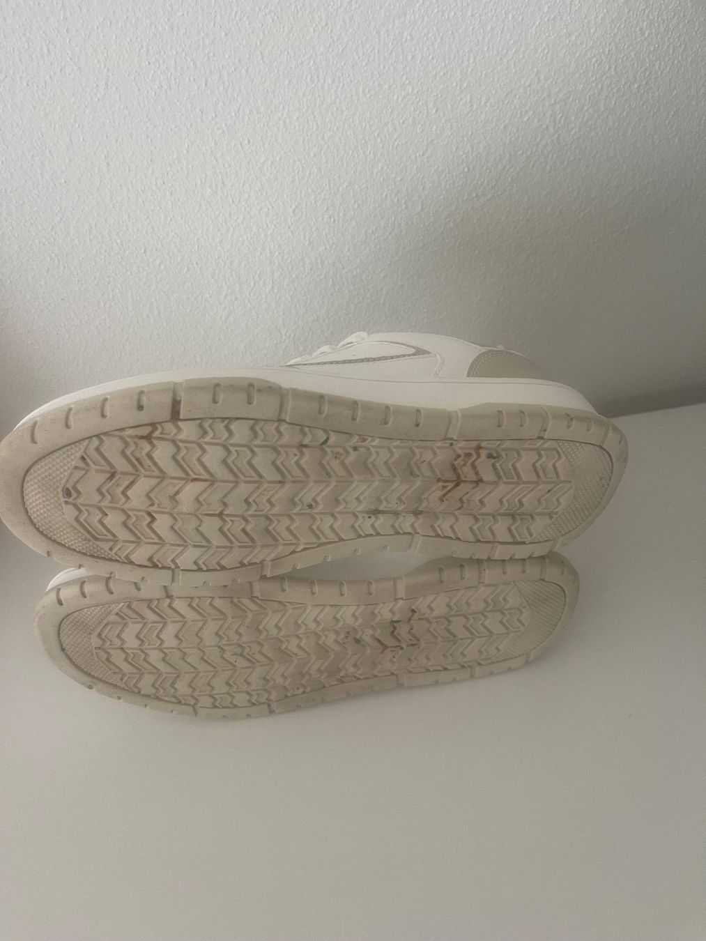 Scarpe da donna: Sneaker weiss/beige Gr. 38 Turnschuh – Usato da Reinach BL venduto da present4you 5