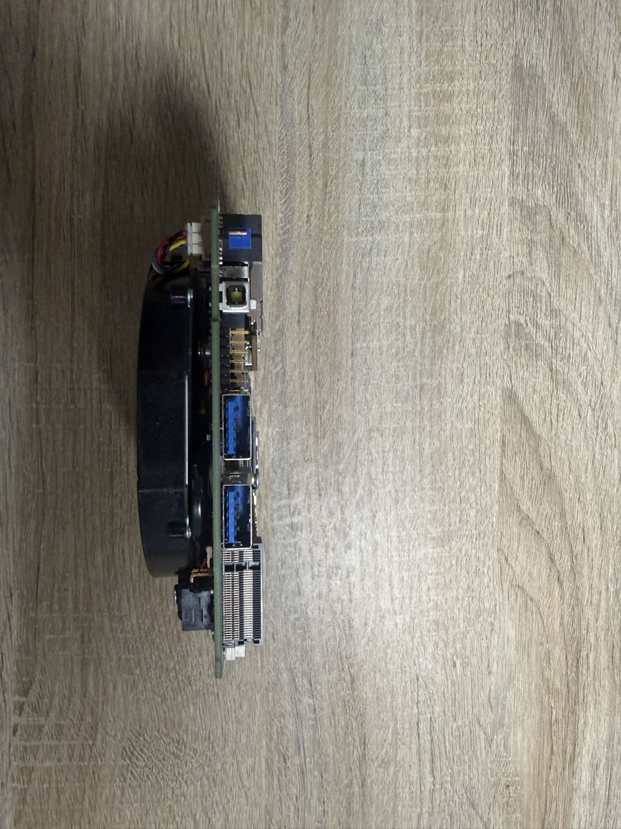 Intel PCs: Intel NUC 11TNBI5 – Gebraucht aus La Chaux-de-Fonds von din_6xw9 2