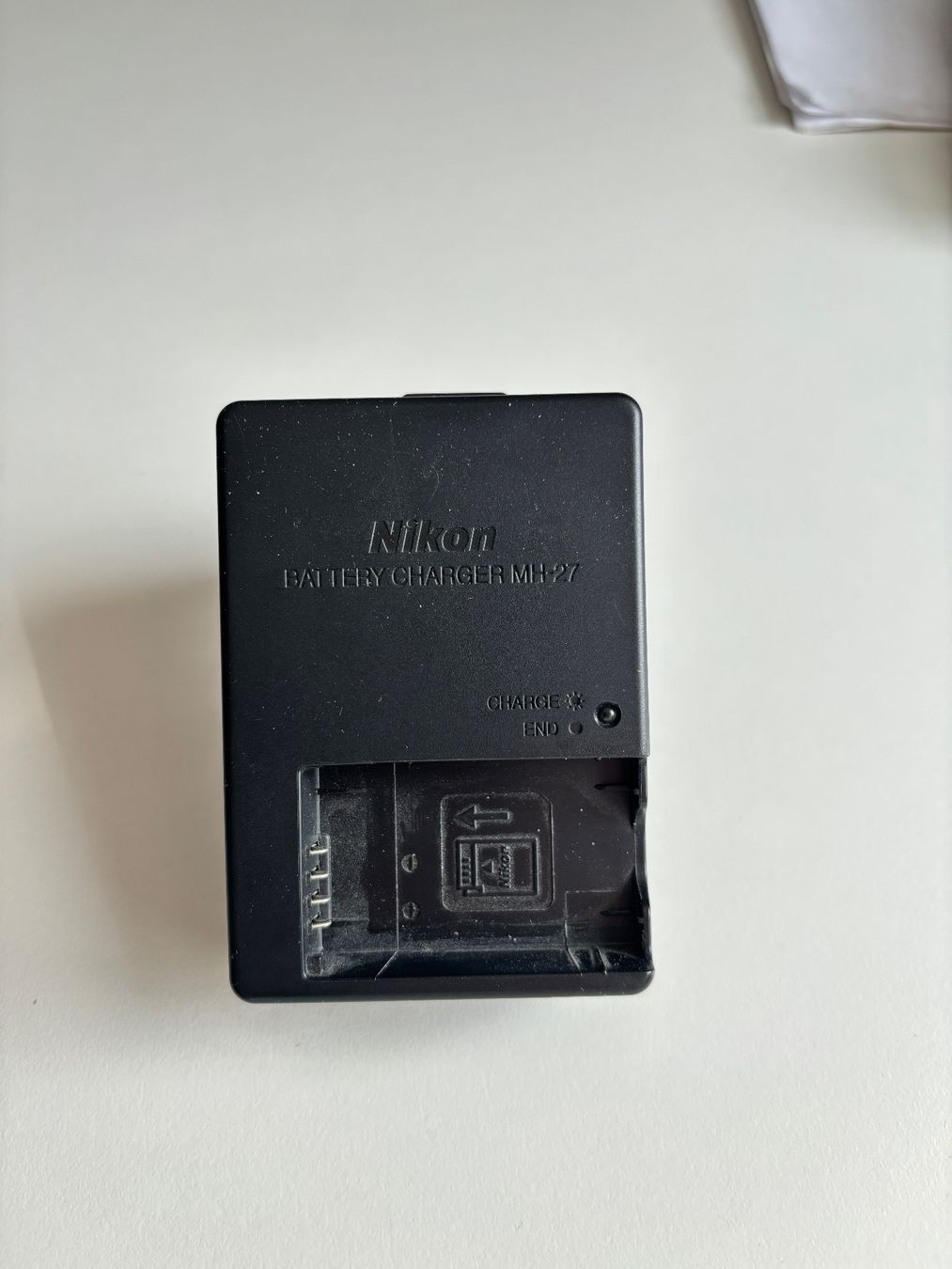 Nikon Fotocamera: Nikon 1 J1 schwarz mit zwei Objektiven – Usato da Nussbaumen AG venduto da 58612 7