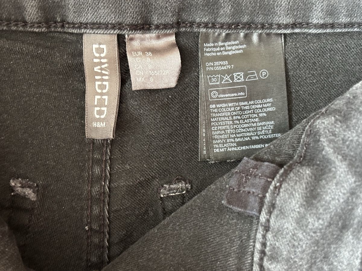 H&M Pantaloni: Kurze Hose schwarz 38 – Usato da Kesswil venduto da Branca-01 5