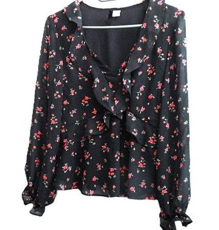 s. Masse Gr. 34 leichte kurze Bluse mit Röseli  BLICKFANG