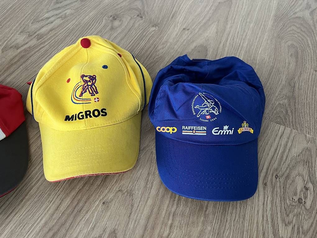 Autres vêtements & accessoires: ESAF Cap – D'occasion à Dagmersellen par glahd 3