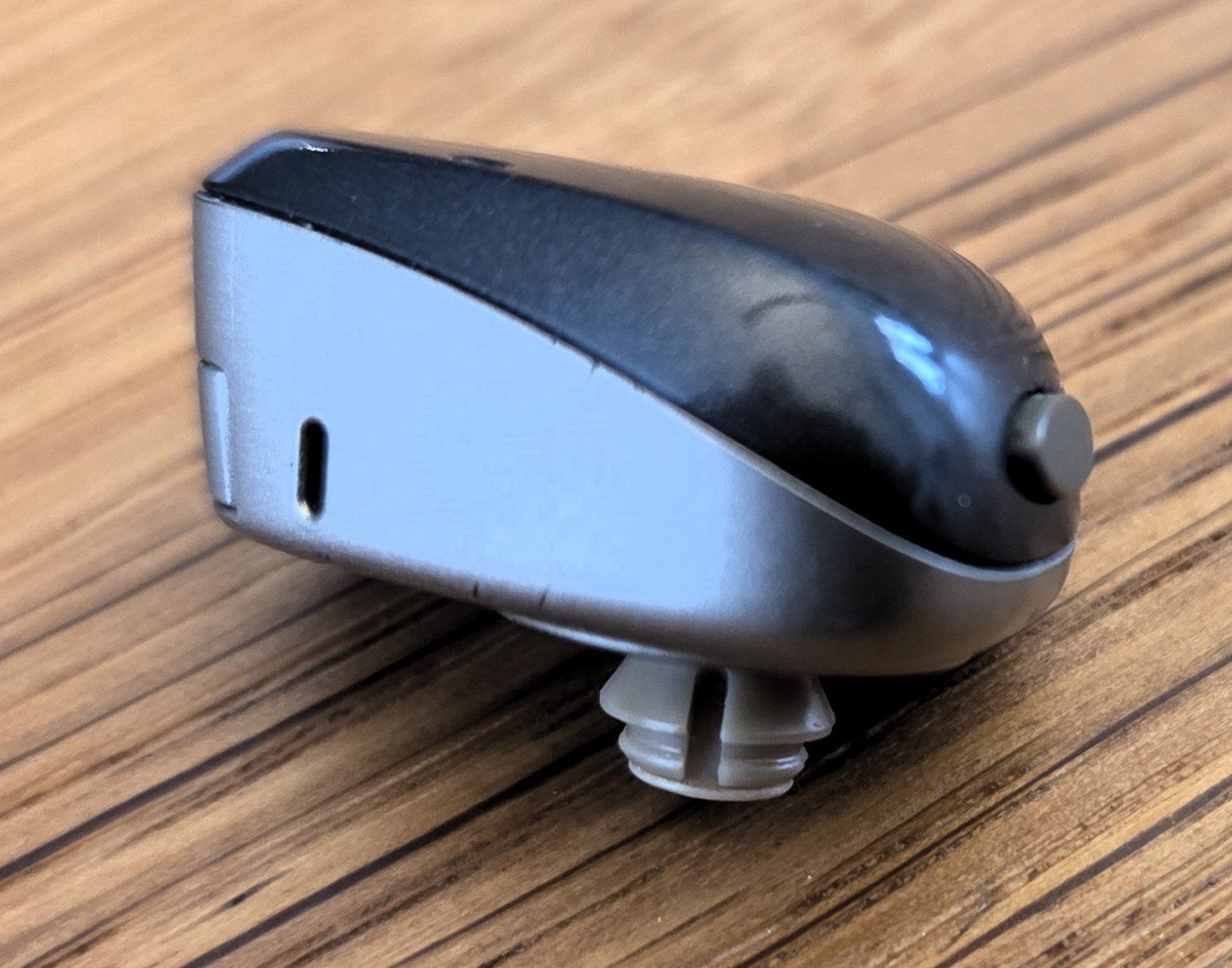 Attrezzature mediche: Hörgerät Cochlear Soundprozessor BAHA 5 – Usato da Flums venduto da Chrom94 3