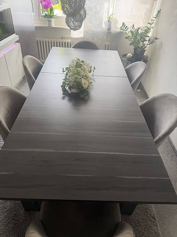 Set di tavolo e panche: Esstisch mit 6 Neuwertigen Stühlen – Usato da Romanshorn venduto da gia_kb75 1