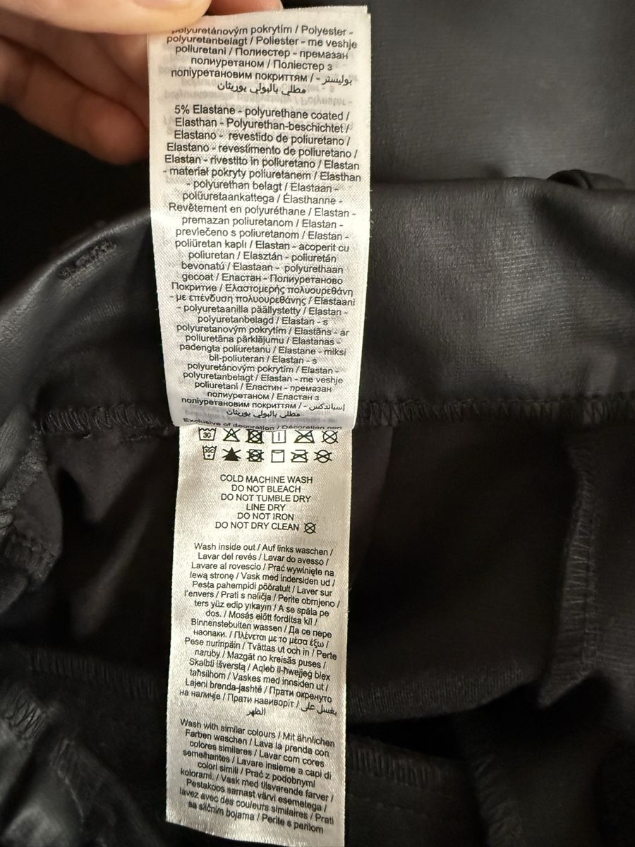 Only Pantaloni: Only - Schwarze Fake Lederhose – Usato da Meilen venduto da kleisi01 4