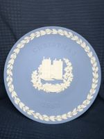 Belle assiette de Noël Wedgwood 1982. Jaspe bleu. 21 cm