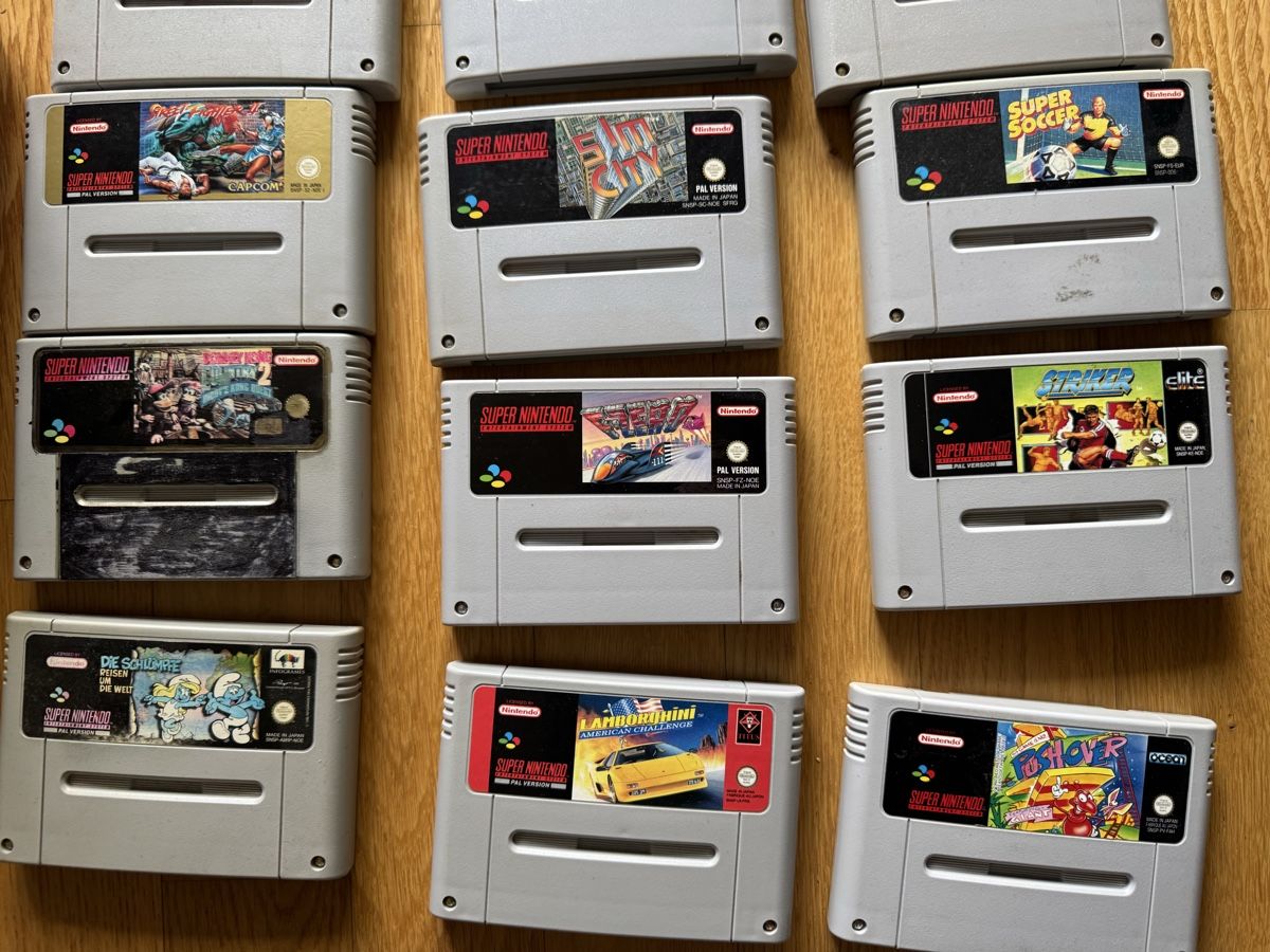 Nintendo Konsolen: European SNES Console – Custom Purple Shell + Games Bundle – Gebraucht aus Ostermundigen von RetroOwl 6