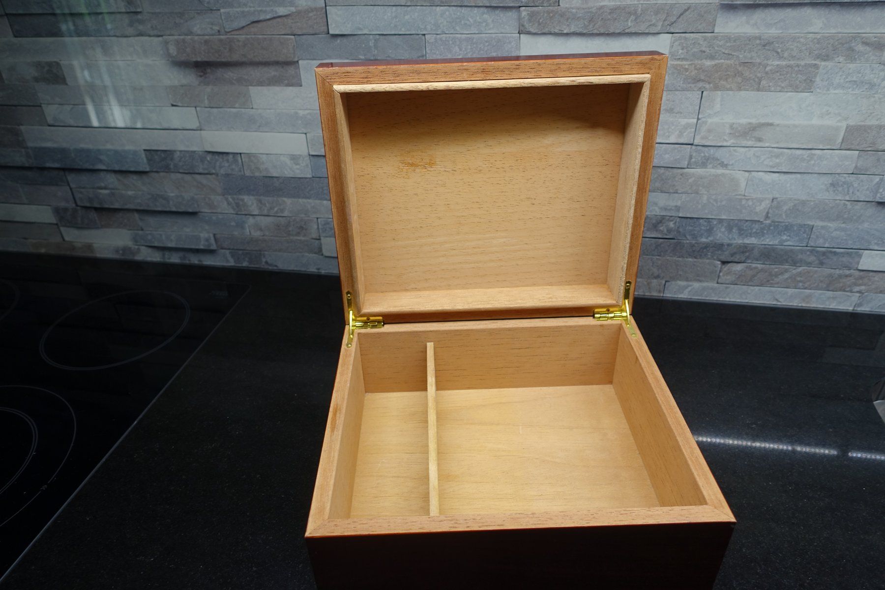 Humidor per sigari: Humidor – Usato da Belp venduto da Mazarron58 1