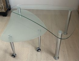 Couchtisch Glas auf Rollen 360° drehbar guter Zustand 