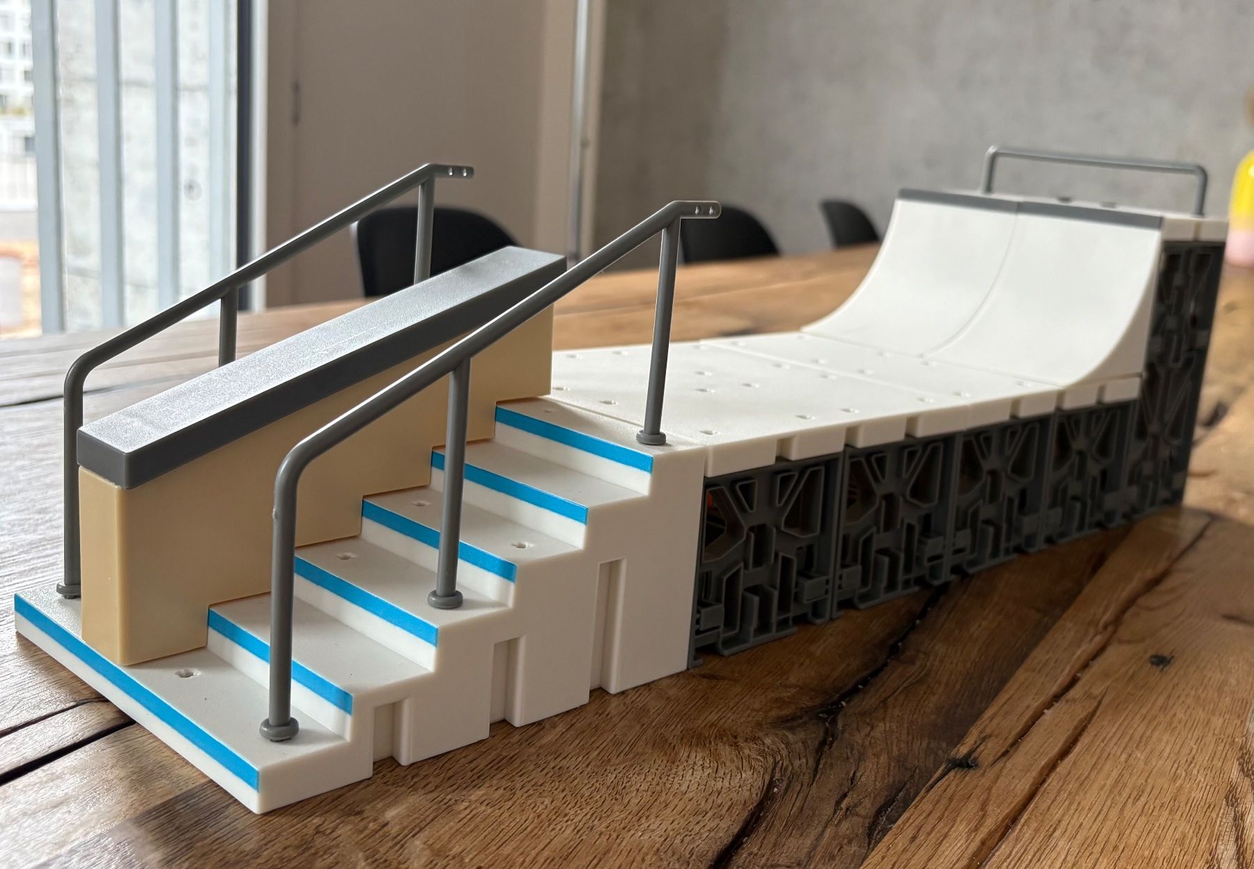 Giocattoli: Tech Deck -  Finger-Skateboard-Rampe – Nuovo (secondo la descrizione) da Zürich venduto da FrauK 5