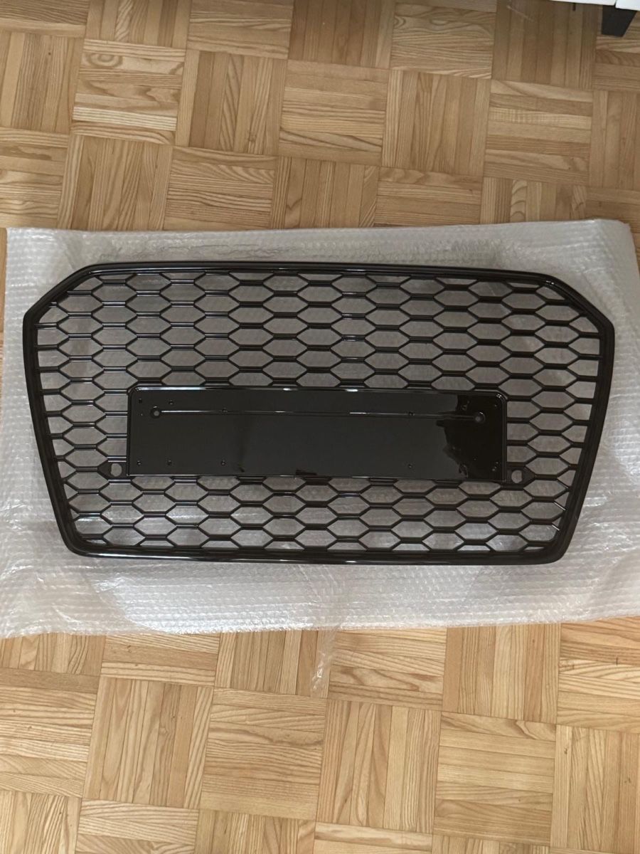Audi Tutti pezzi di ricambio auto: Frontgrill Audi A6 – Nuovo (secondo la descrizione) da Diepoldsau venduto da bis_c7qp