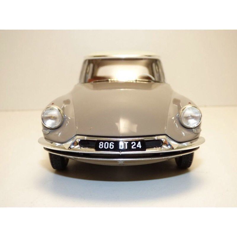 Citroën Modellautos: Citroen DS 19 im Massstab 1:18 – Neu und originalverpackt aus Erlenbach im Simmental von Model_box 5