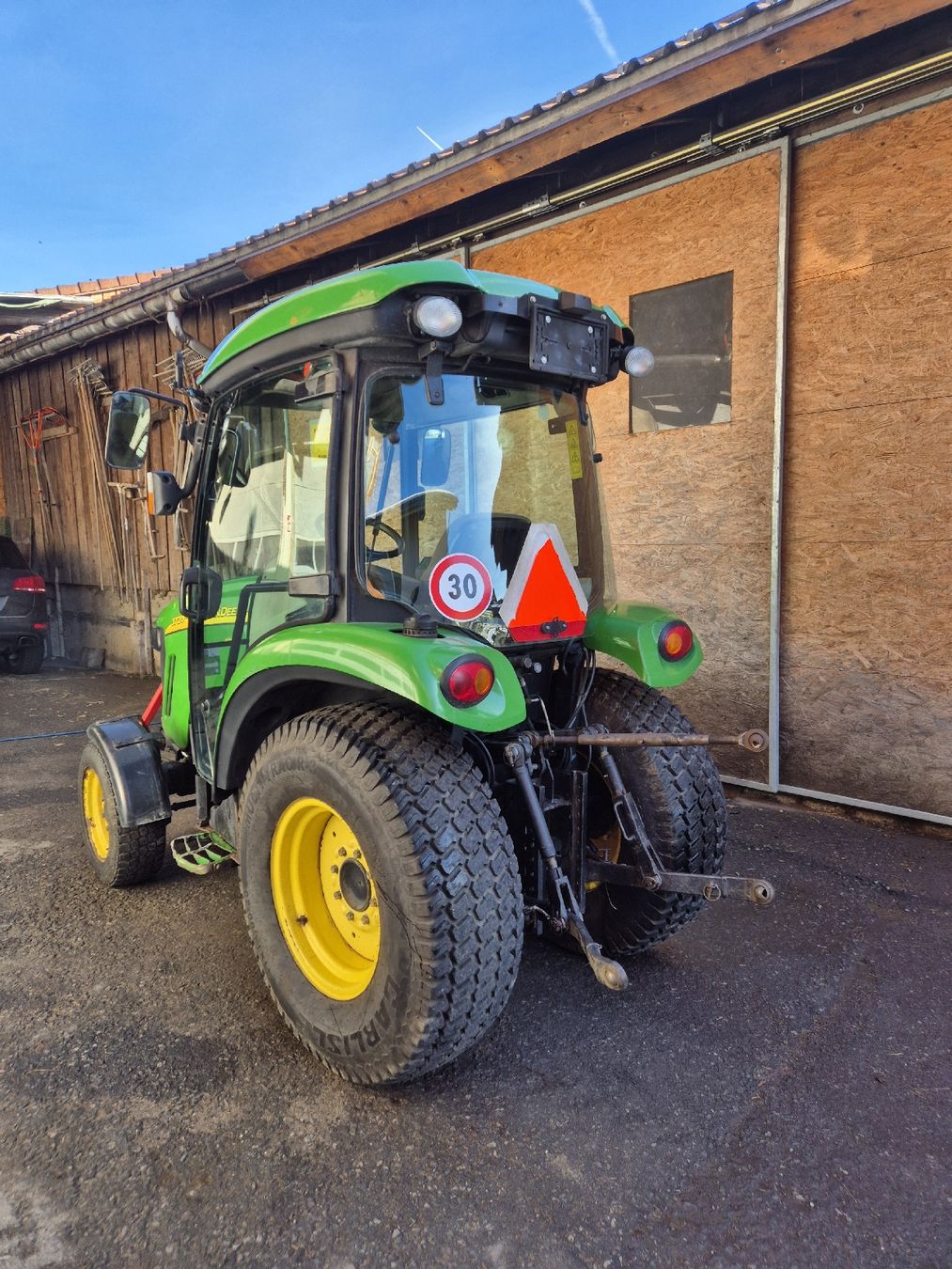 John Deere Traktoren: John Deere 3720 – Gebraucht aus Unteriberg von Prinz011 1
