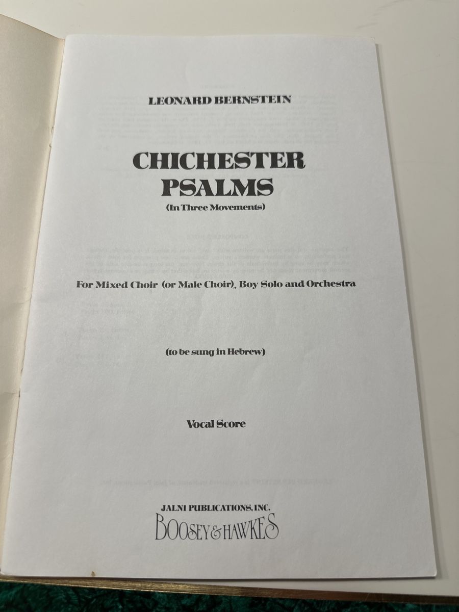 Bücher: Leonard Bernstein Chichester Psalms Noten – Gebraucht aus Wald ZH von Martin79 1