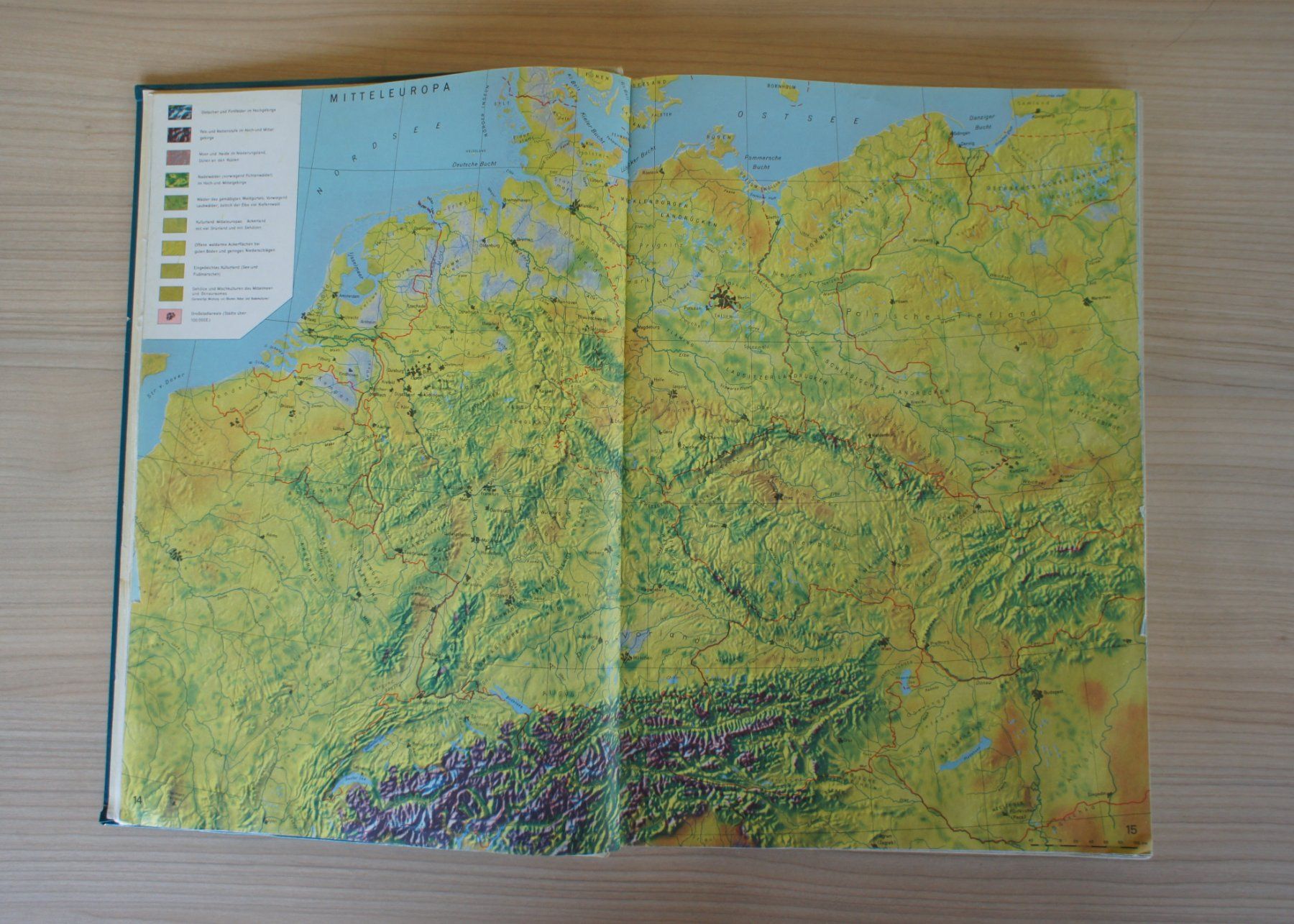 Libri: Der Grosse Reader’s Digest Weltatals – Usato da Einigen venduto da Seeland2ndHand 2