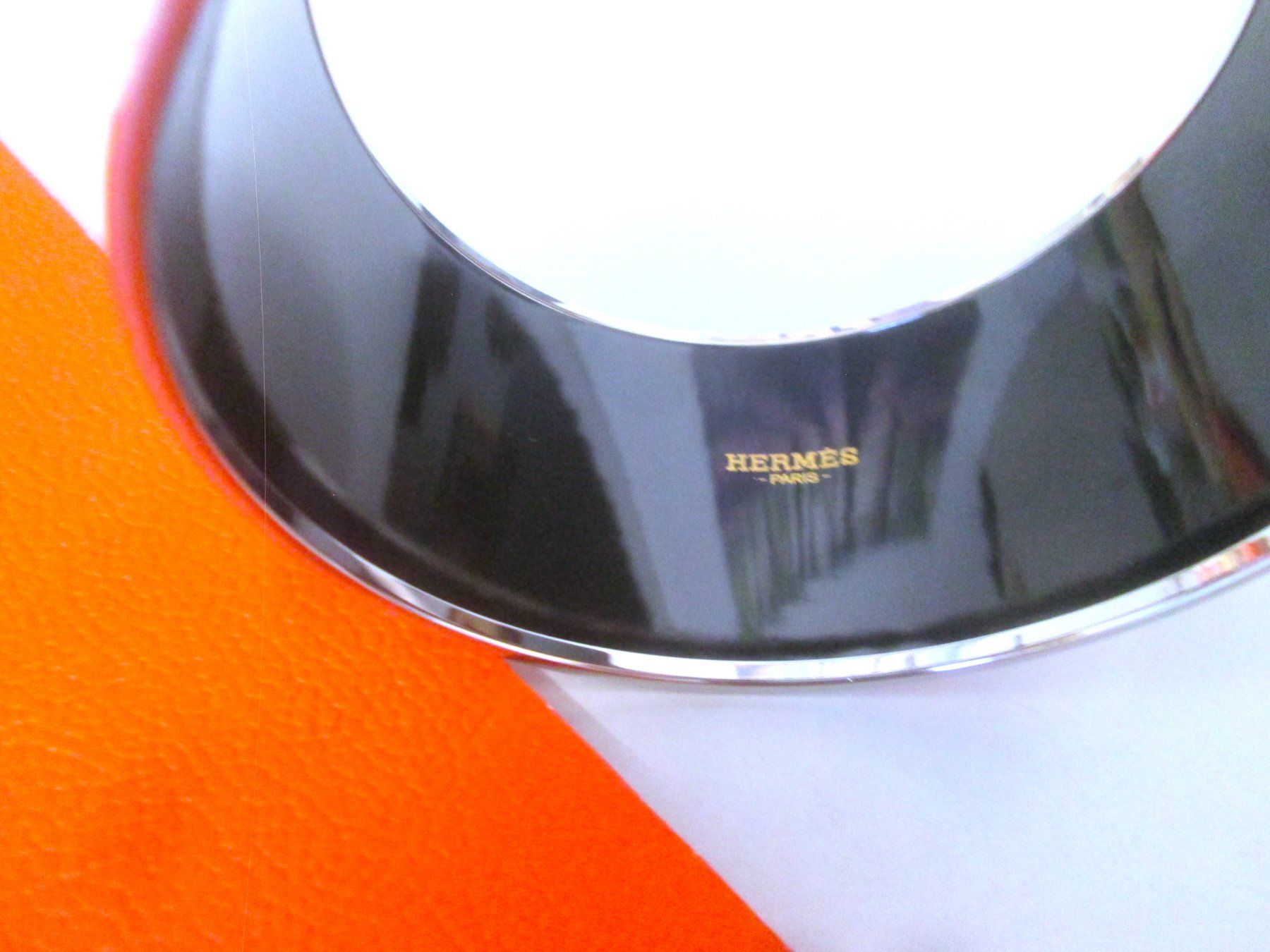 Hermès Armbänder & -reifen: Extra großes Hermès-Armband, neu – Neu (gemäss Beschreibung) aus Sementina von babucia 3