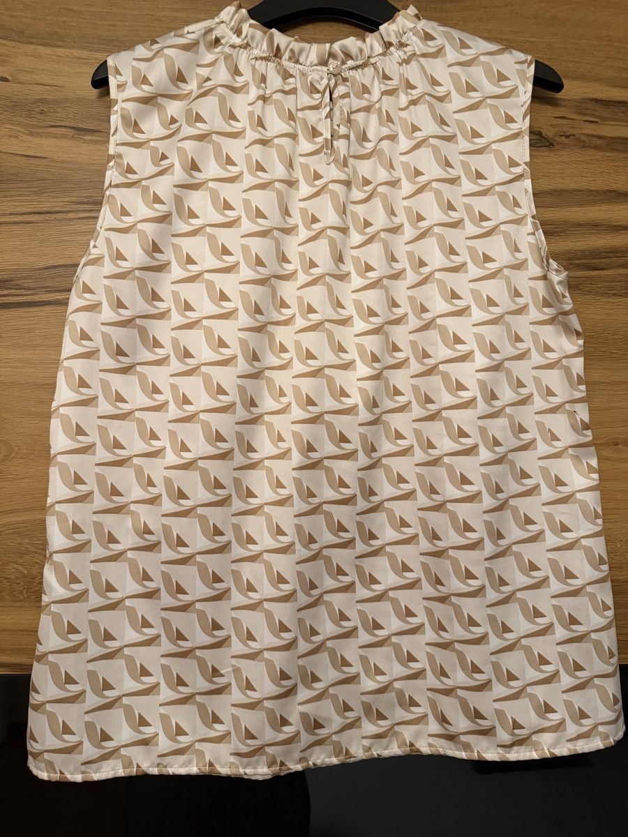 Betty Barclay Blusen: Betty Barclay Bluse ärmellos Grösse 40. – Gebraucht aus Adliswil von StephanieAnnina 4