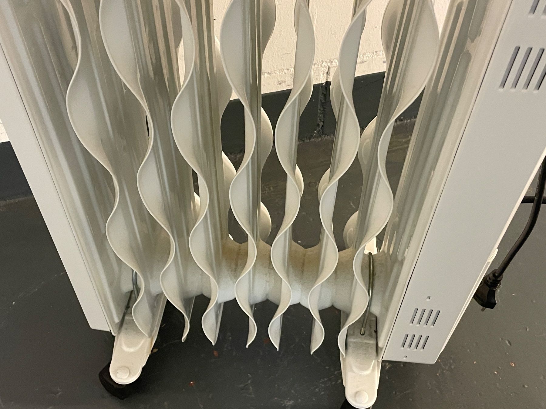Radiateurs: Heizkörper Satrap Radia OR3 2000 Ölradiator – Neuf (Voir description) à Volketswil par rubin74 5