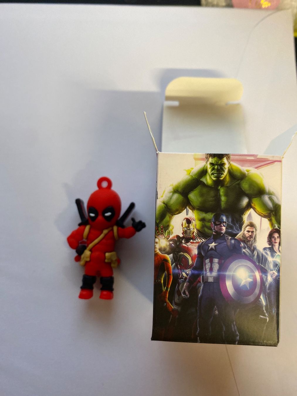 Marvel Portachiavi: Figurine Deadpool porte-clés Marvel Avengers – Nuovo (secondo la descrizione) da Le Brassus venduto da cinema13 1