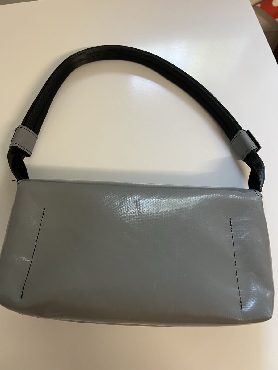 Freitag Borse da donna: FREITAG F171 LAURA IN GREY – Nuovo e nell'imballaggio originale da Wetzikon ZH venduto da Nakari11 7