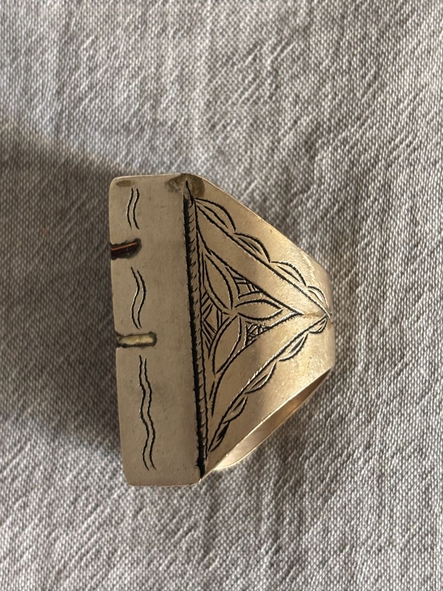 Bagues: Engraved Amazigh /Tuareg Style Ring rectangular – D'occasion à Zürich par cla_v6hx 1