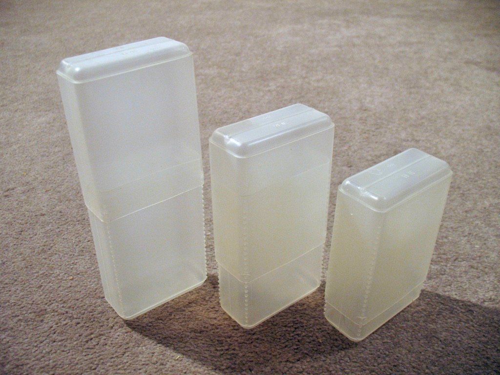 Contenitori & Simili: 3x Schiebe Schachtel transp Dose Box variabel Stifte Bohrer – Usato da Wil ZH venduto da Arbolero