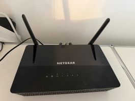 Netgear WAC104 Wireless Access Point 802.11ac gebraucht