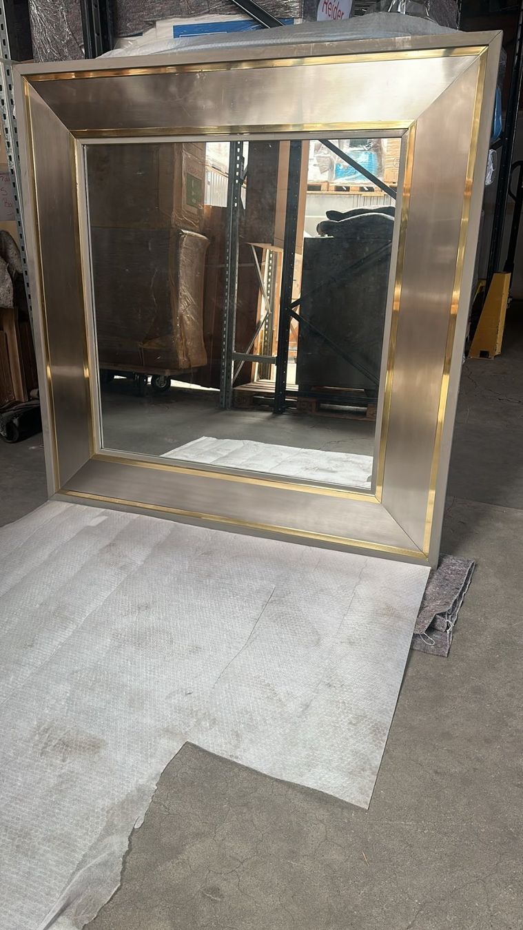Spiegel: Spiegel 150 x 150 cm – Gebraucht aus Regensdorf von Sisco1968