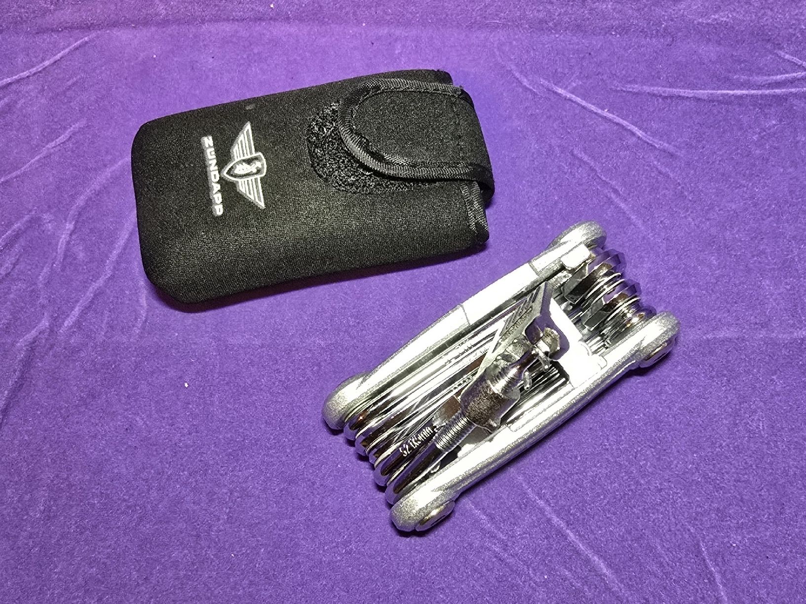Zündapp Alle Werkzeuge: Zündapp Multitool inkl. Neoprentasche – Neu – Neu und originalverpackt aus Wangs von Restposten.Garage 3