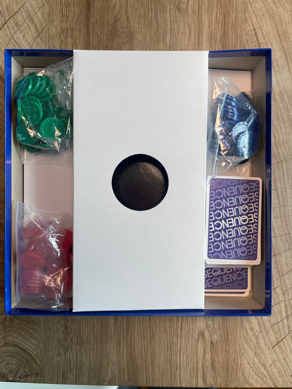 Giochi: Brettspiel Sequence Classic, neuwertiger Zustand – Usato da Zürich venduto da tec_x6p8 1