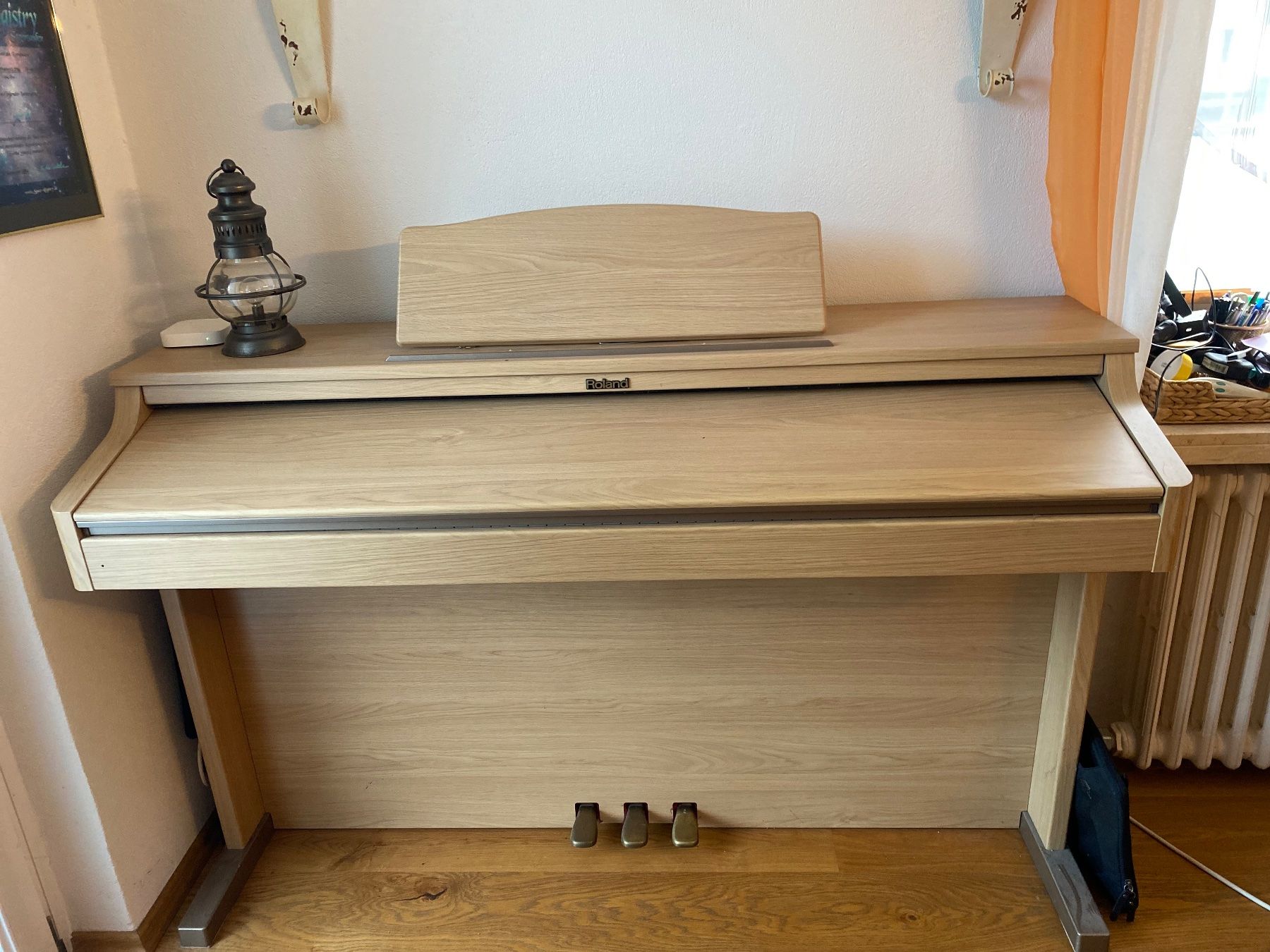 Roland Strumenti musicali: E- Piano HP102e Roland – Usato da Zürich venduto da Anny61 1