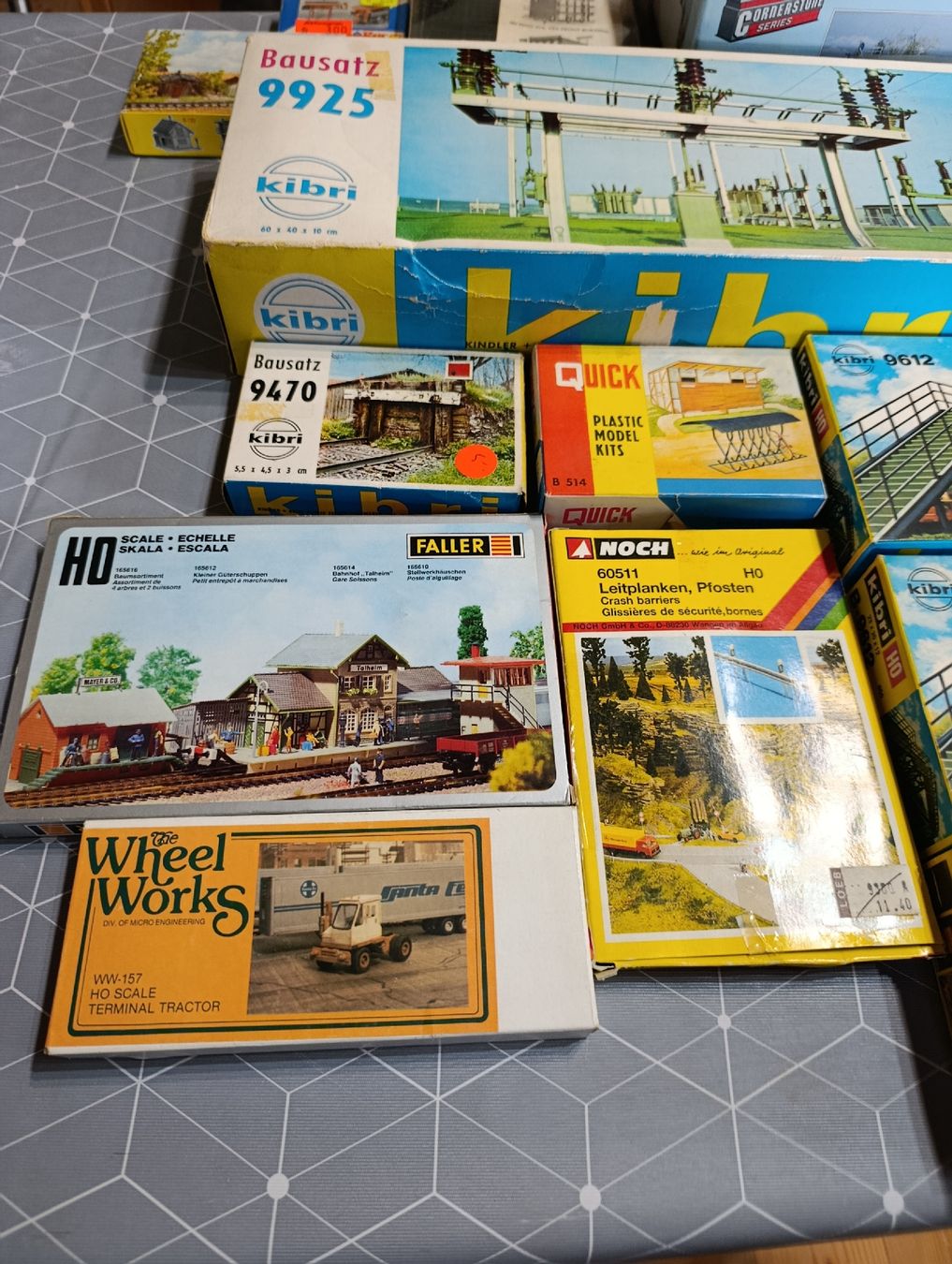 Kit di modellismo & Modellini statici: Vintage Model Train Scenery Lot - Faller, Kibri, Noch HO – Usato da Tafers venduto da LitusPS 2