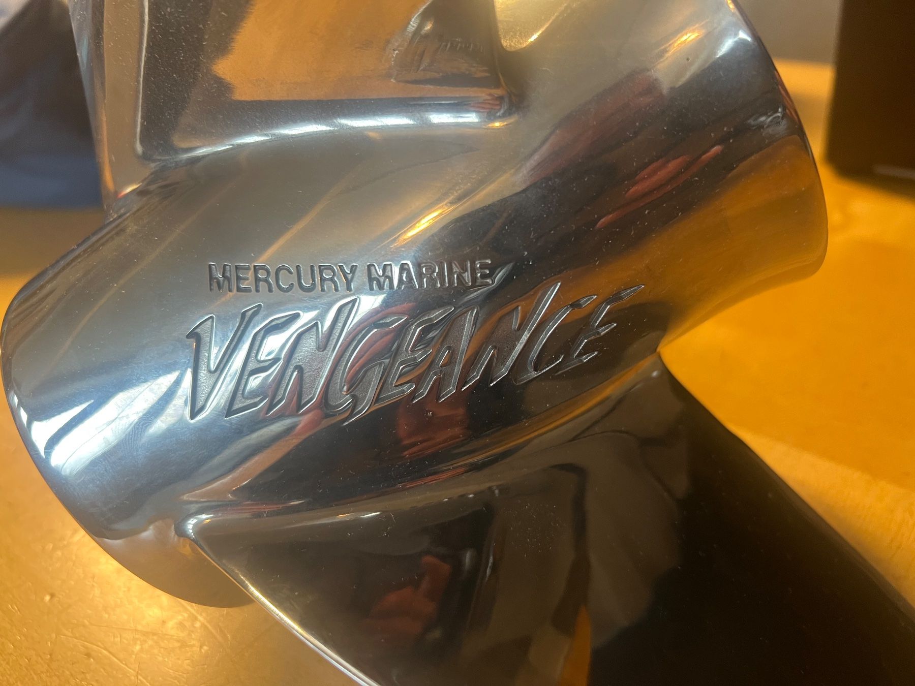 Mercury Barche: Schiffsschraube Mercury Edelstahl neu – Usato da Forch venduto da Bergesa 1