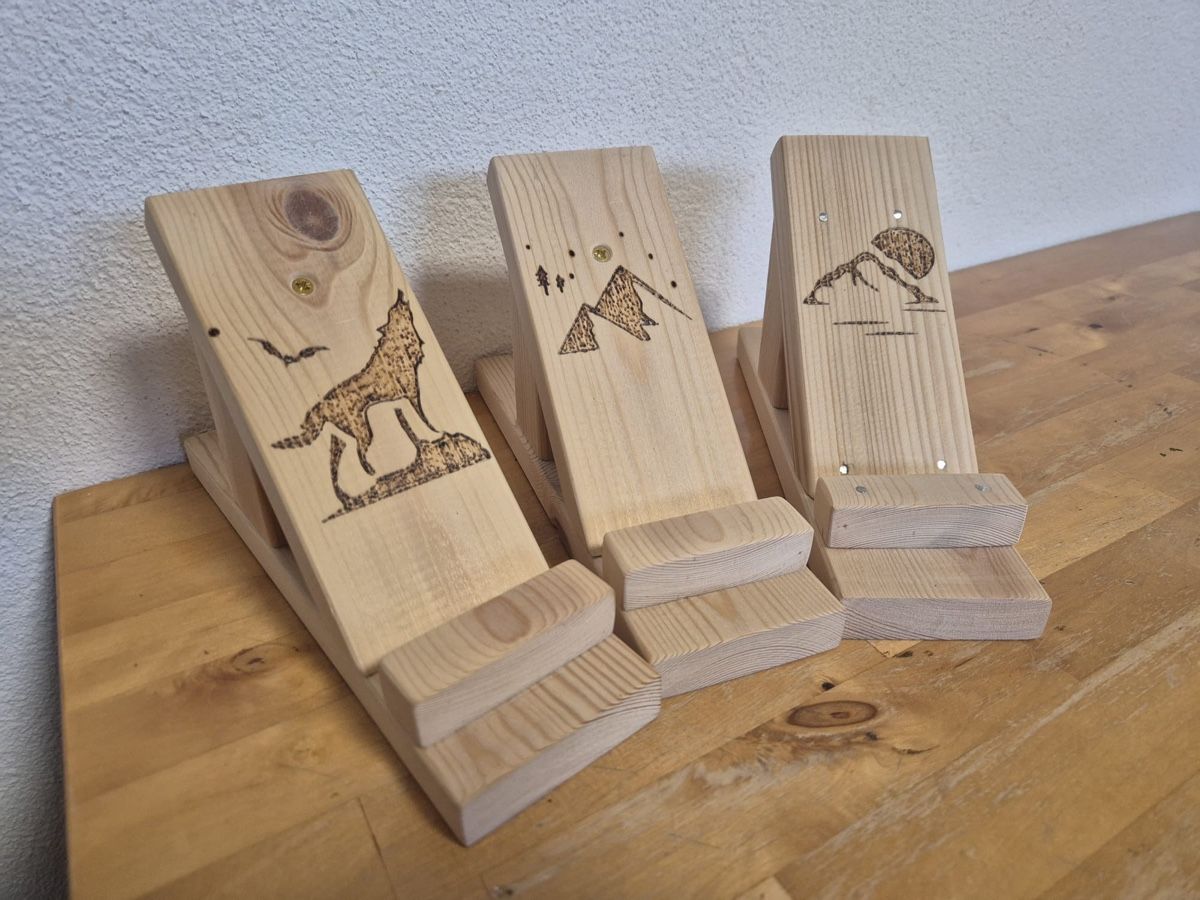 Autres décorations & accessoires: Supporto per cellulare in legno inciso – Neuf (Voir description) à Caslano par iguidice01 1
