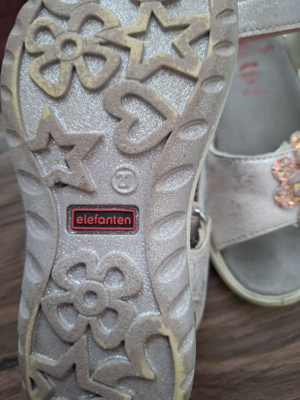 Elefanten Schuhe für Mädchen: Elefanten Sandalen, Gr. 27 – Gebraucht aus Hettlingen von Simona_26 2