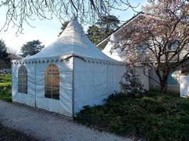 2x Tentes Barnum PRO 5x5  État neufQualité professionnelle