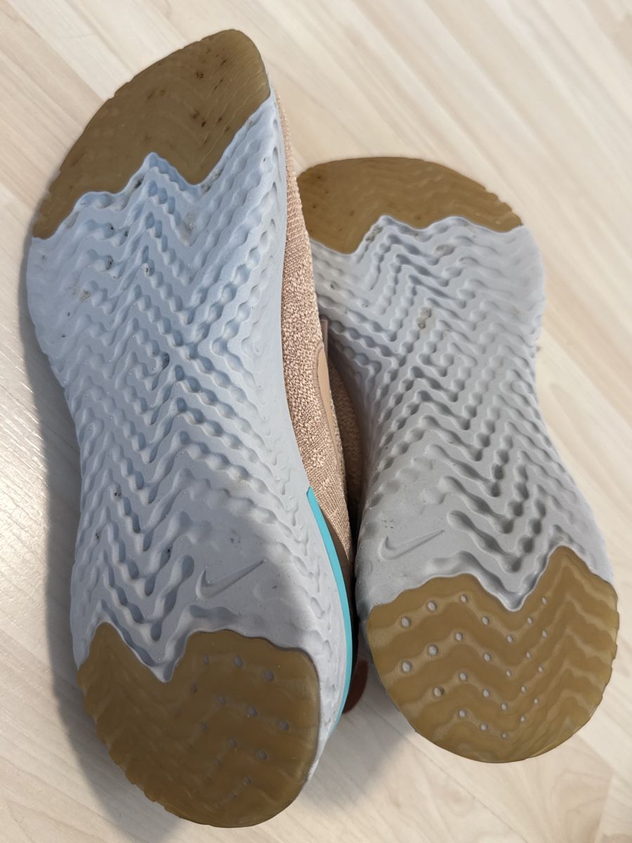 Nike Damenschuhe: Gr.40 neuwertige NIKE React Laufschuhe in beige – Gebraucht aus Grenchen von Lucy68 5