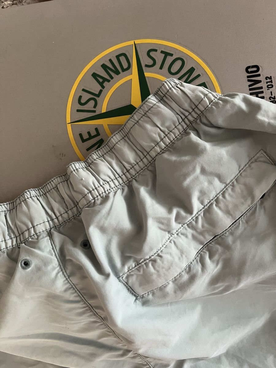 Stone Island Pantaloni: Stone Island Badeshorts – Nuovo e nell'imballaggio originale da Zürich venduto da Realvintagesale 3