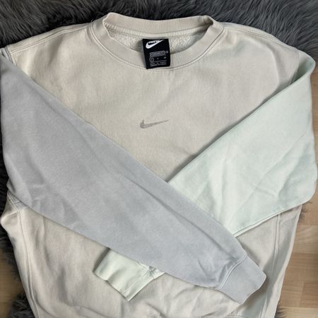 Nike Pullover
