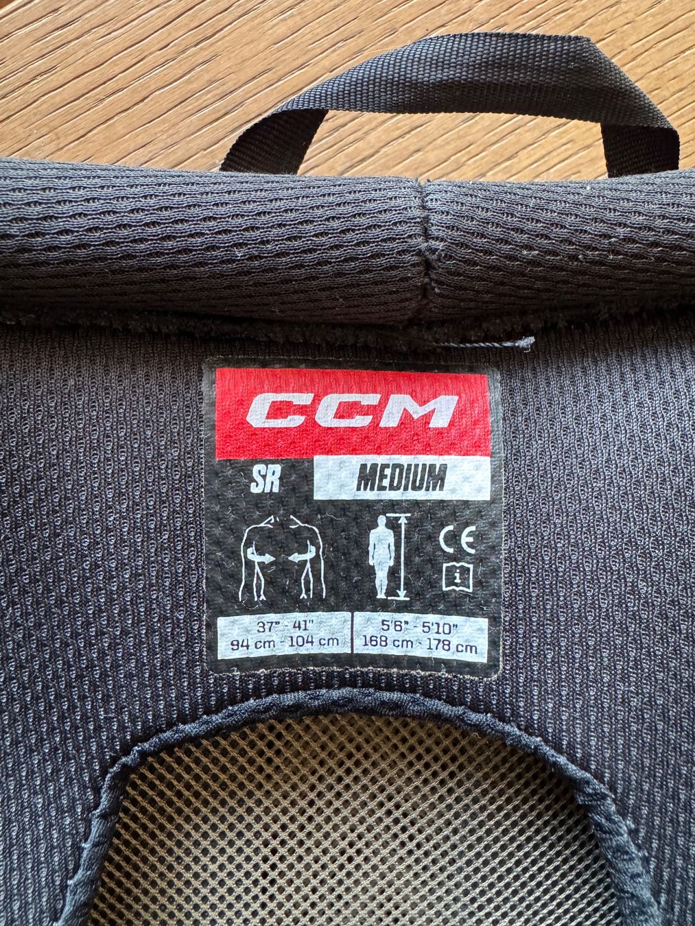 Ccm Schutz & Schoner: Brustpanzer CCM – Gebraucht aus Hasle b. Burgdorf von Schlaefli 1