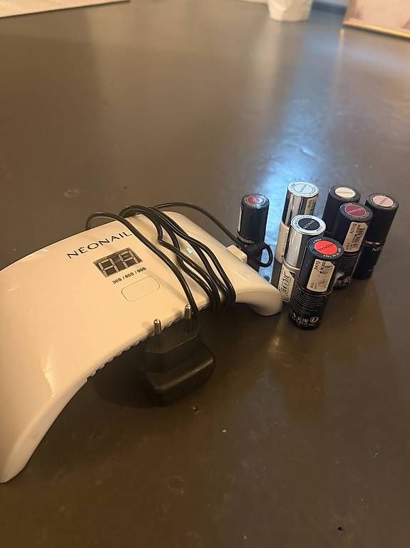 Nagellack: Neonail Set – Gebraucht aus Zürich von mic_2fww