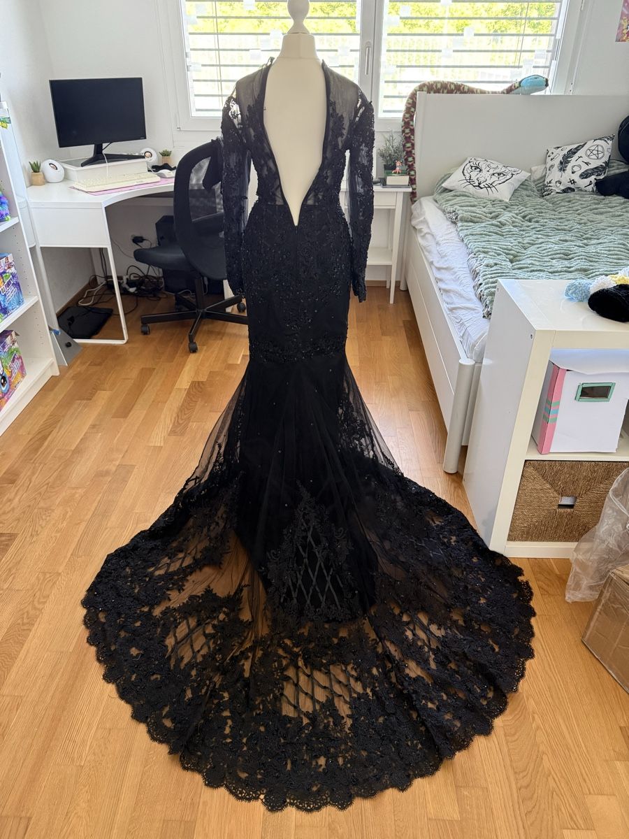 Vestiti: Schwarzes Brautkleid grösse XS – Nuovo (secondo la descrizione) da Langenthal venduto da Linn_Jaeger 4