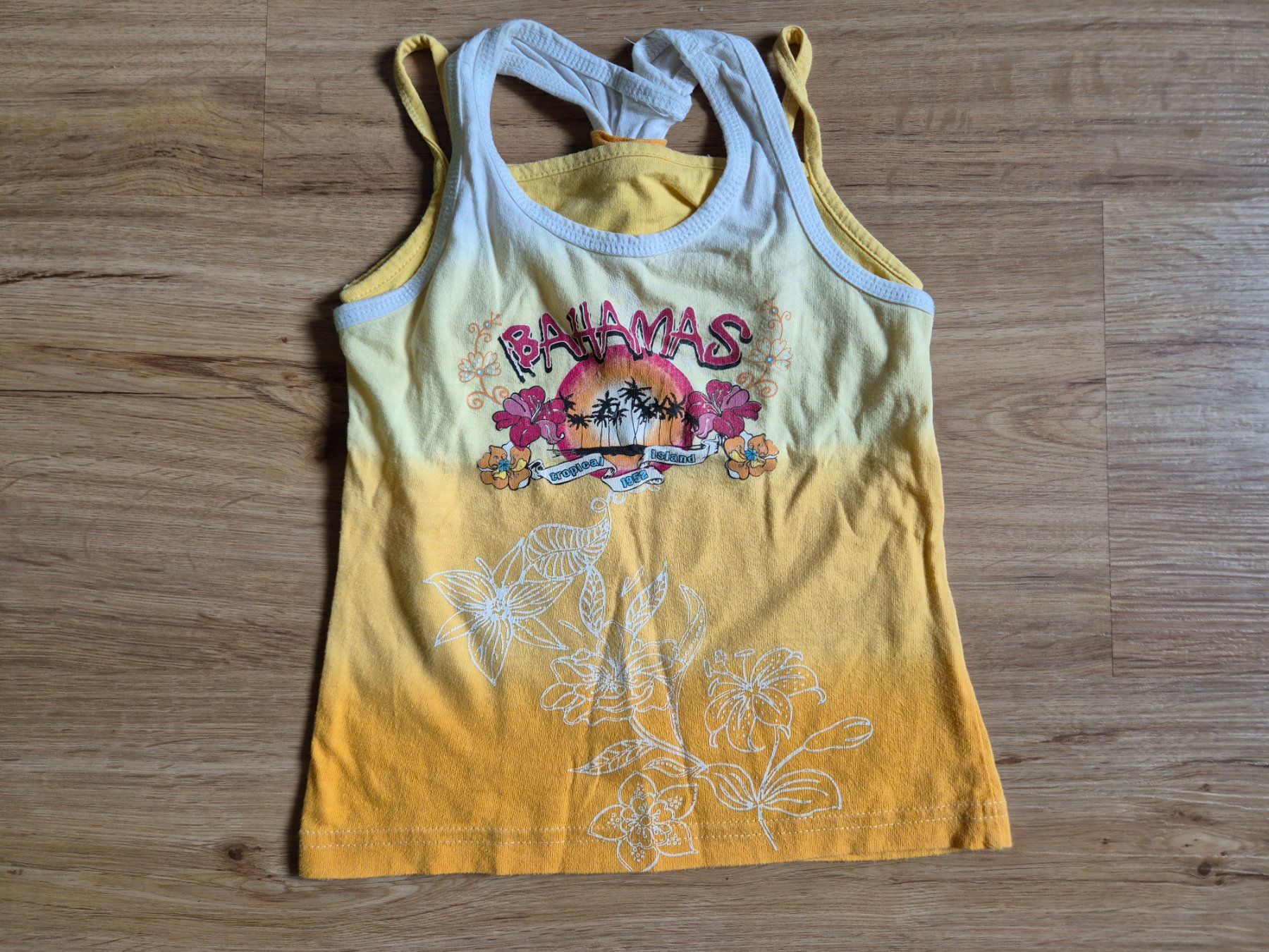 Lotti & Set di vestiti: Kleiderset T-Shirt Gr. 110/116 – Usato da Giswil venduto da 0G6 2