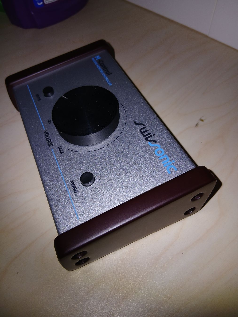 Strumenti musicali: Monitor Controller Swissonic M-Control – Nuovo (secondo la descrizione) da Othmarsingen venduto da Studio15 2